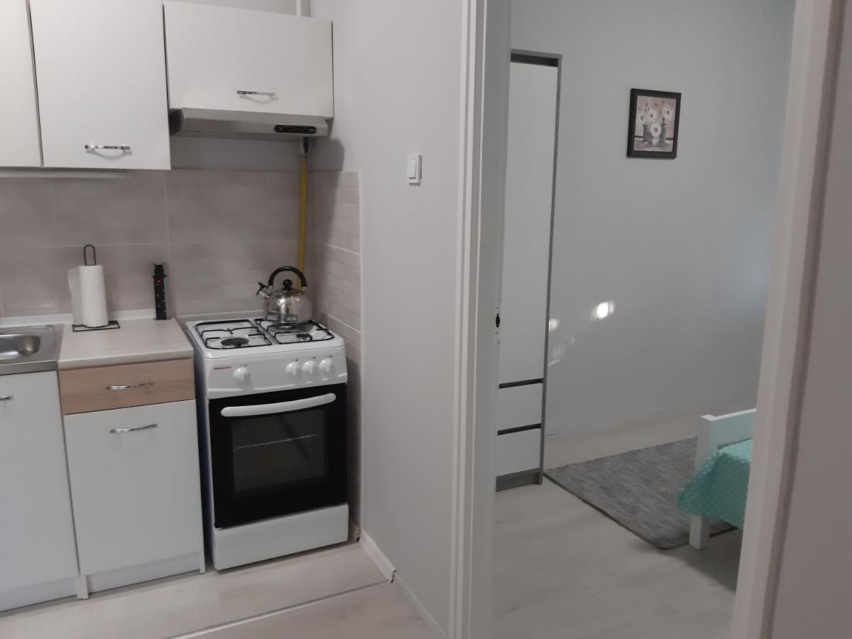 Jade Vendeghaz Apartment Papa Luaran gambar